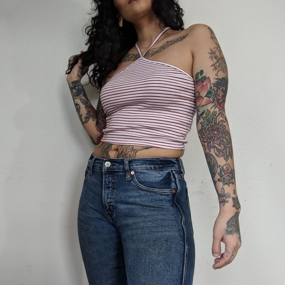 Tie neck halter